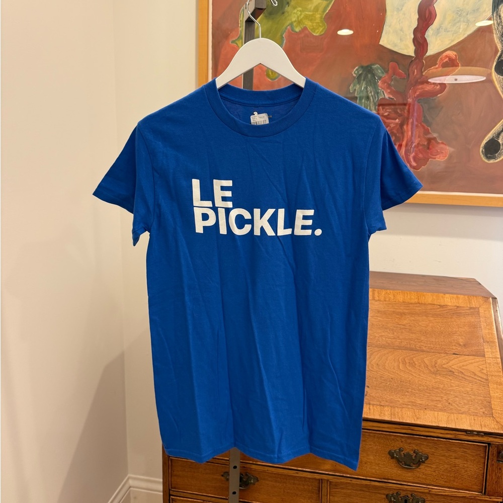LE SURF CLUB Le Pickle Iconic Tee - Royal Blue